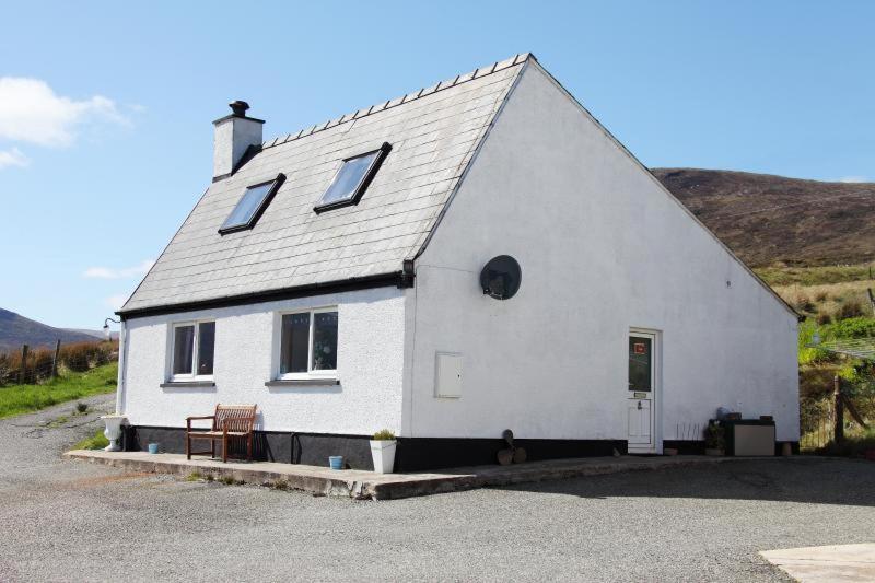 The Fisherman'S Cottage Bunaveneadar Bagian luar foto